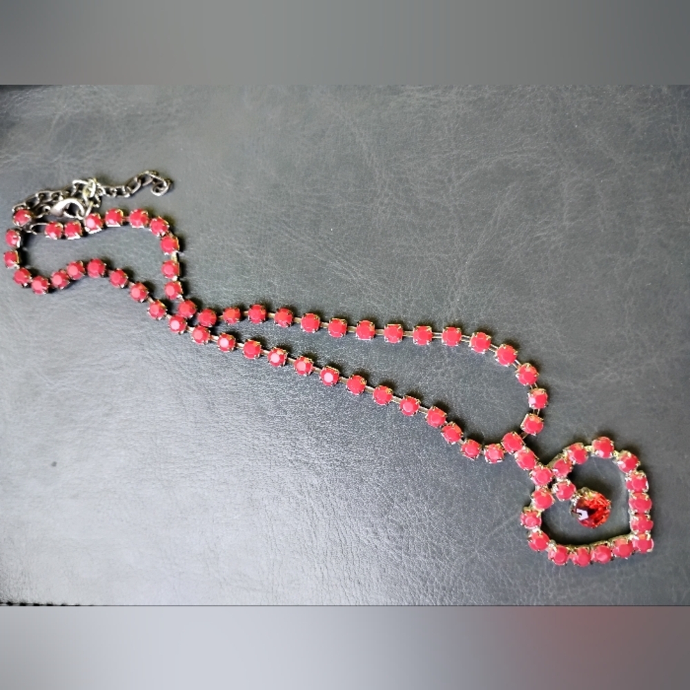 Heart-Shaped Pendant Of Red Rhinestones Crystal Necklace